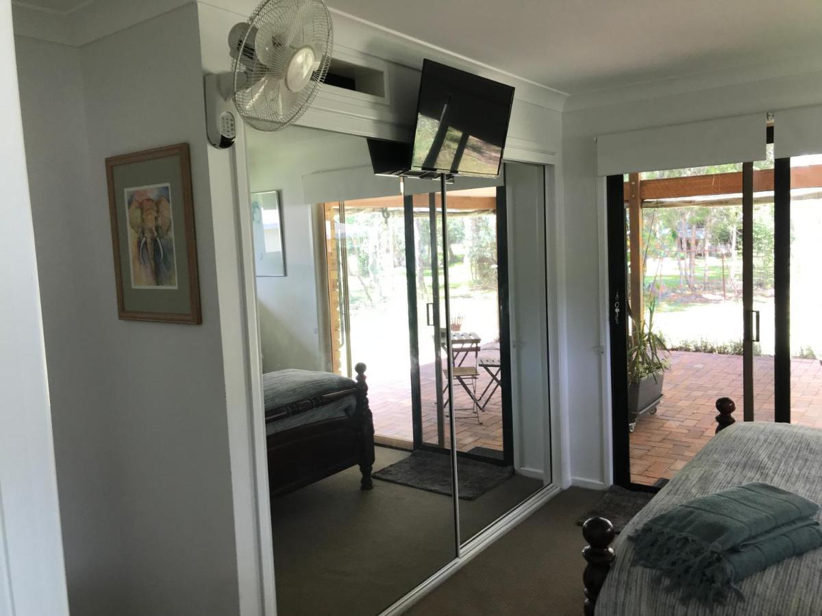 Noosa Lake Weyba Weyba Downs Exterior photo
